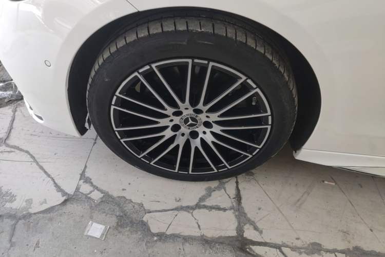 Used Mercedes-Benz C-Class 2023 C 260 L Sport Edition Left Front Wheel Hub