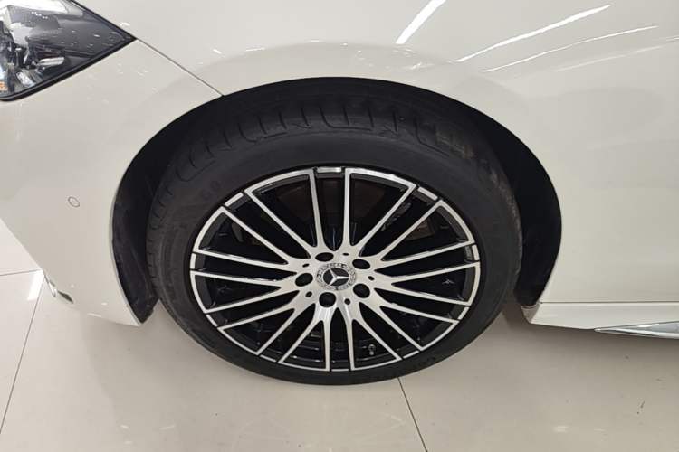 Used Mercedes-Benz C-Class 2023 C 200 L Sport Edition Left Front Wheel Hub