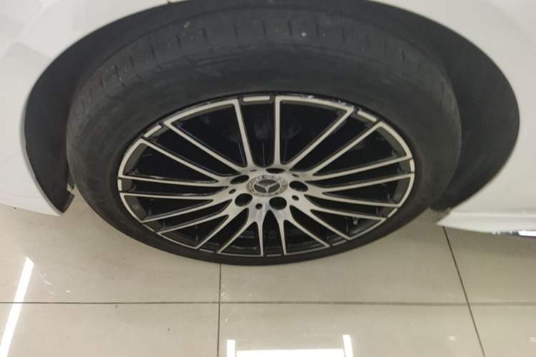 Used Mercedes-Benz C-Class 2023 Second Facelift C 260 L Sport Edition Left Front Wheel Hub