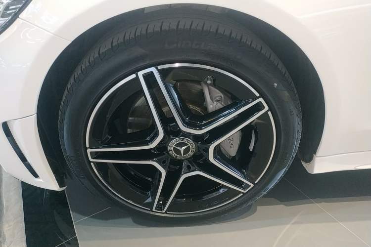 Used Mercedes-Benz C-Class 2023 C 260 Coupe Left Front Wheel Hub