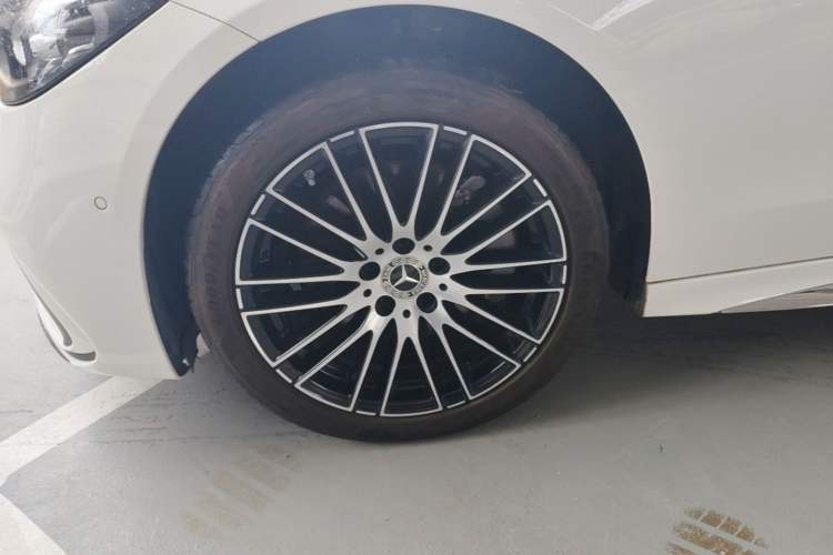 Used Mercedes-Benz C-Class 2023 Restyled C 260 L Sport Edition Left Front Wheel Hub
