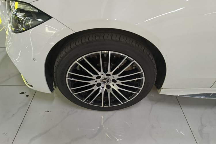 Used Mercedes-Benz C-Class 2023 Revised C 200 L Sport Edition Left Front Wheel Hub