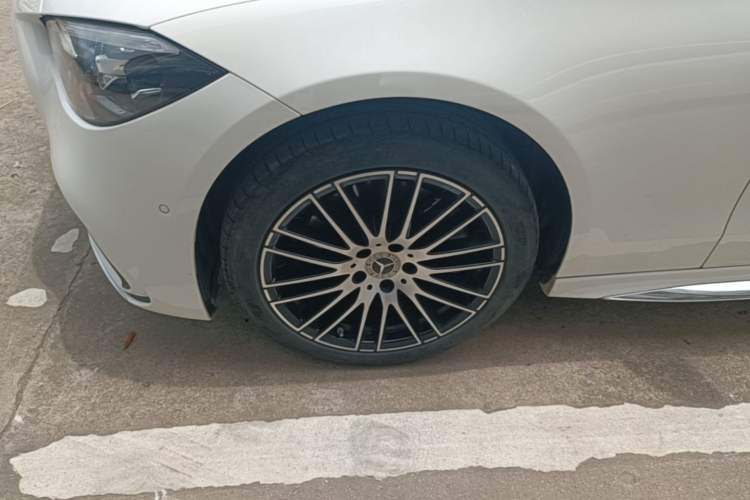 Used Mercedes-Benz C-Class 2023 Second Facelift C 260 L Sport Edition Left Front Wheel Hub