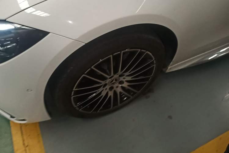 Used Mercedes-Benz C-Class 2023 C 260 L Sport Edition Left Front Wheel Hub