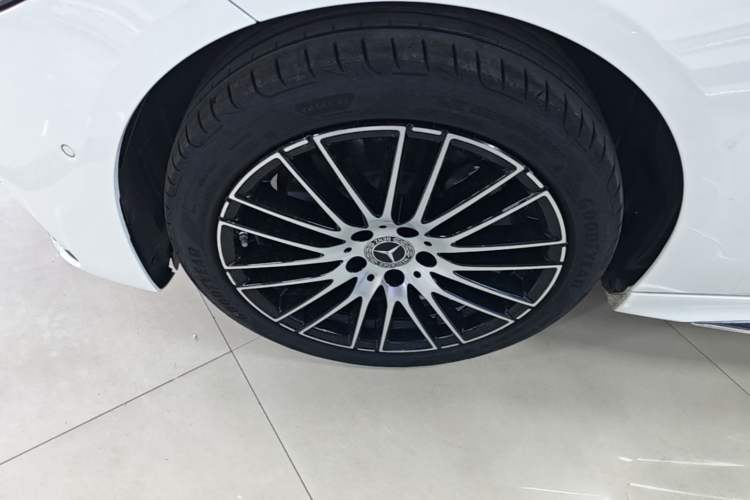 Used Mercedes-Benz C-Class 2023 Second Facelift C 260 L Sport Edition Left Front Wheel Hub