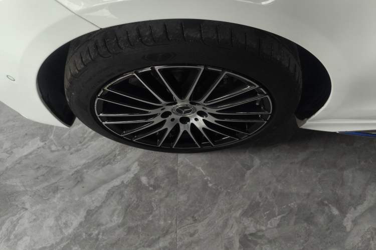 Used Mercedes-Benz C-Class 2023 C 260 L Sport Edition Left Front Wheel Hub