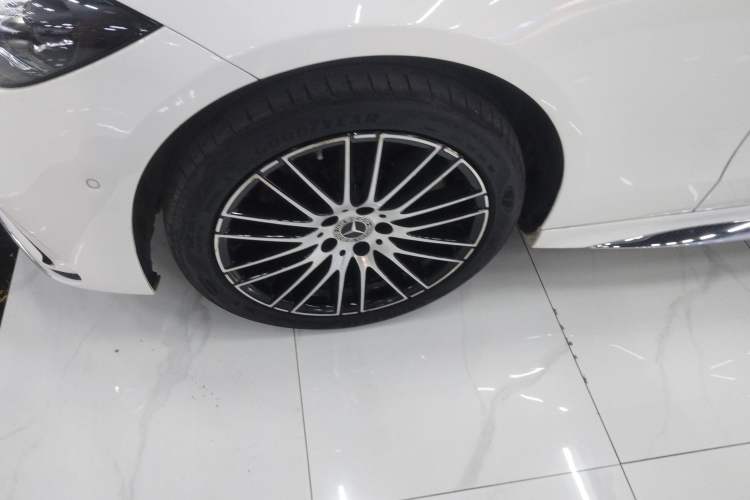 Used Mercedes-Benz C-Class 2023 C 260 L Sport Edition Left Front Wheel Hub