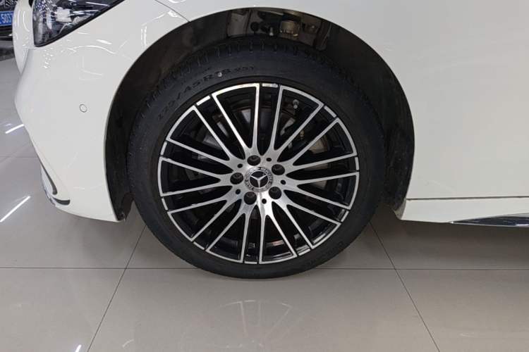 Used Mercedes-Benz C-Class 2023 Restyled C 260 L Sport Edition Left Front Wheel Hub