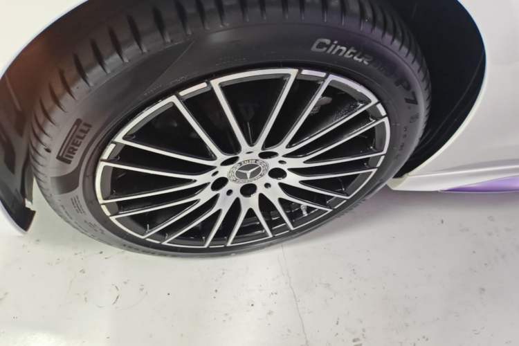 Used Mercedes-Benz C-Class 2023 Revised C 200 L Sport Edition Left Front Wheel Hub