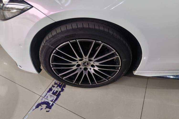 Used Mercedes-Benz C-Class 2023 C 200 L Sport Edition Left Front Wheel Hub
