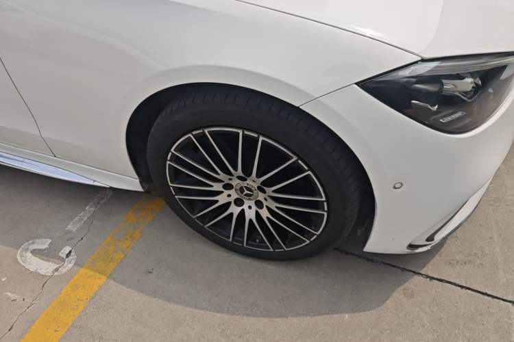 Used Mercedes-Benz C-Class 2023 Revised C 200 L Sport Edition Left Front Wheel Hub