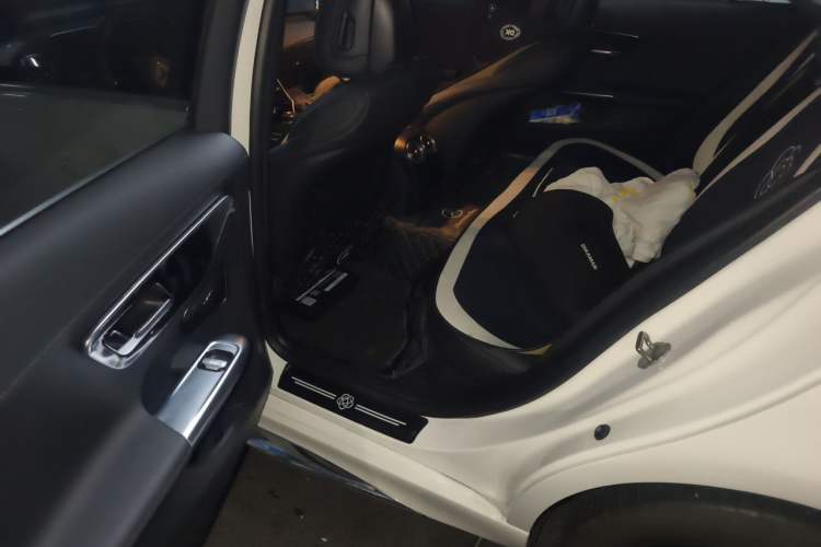 Used Mercedes-Benz C-Class 2023 C 260 L Sport Edition Left Rear Seat