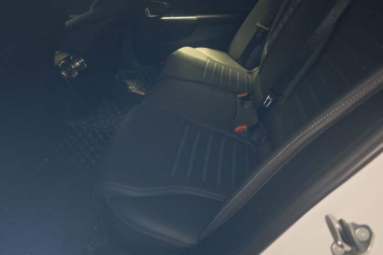 Used Mercedes-Benz C-Class 2023 Restyled C 260 L Night Edition Sports Version Left Rear Seat