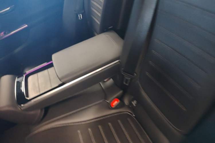 Used Mercedes-Benz C-Class 2023 C 260 L Sport Edition Left Rear Seat