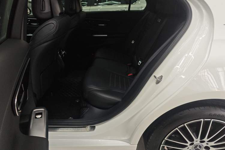 Used Mercedes-Benz C-Class 2023 Revised C 200 L Sport Edition Left Rear Seat
