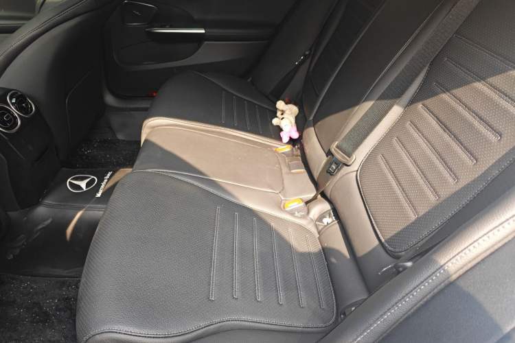 Used Mercedes-Benz C-Class 2023 Revised C 200 L Sport Edition Left Rear Seat