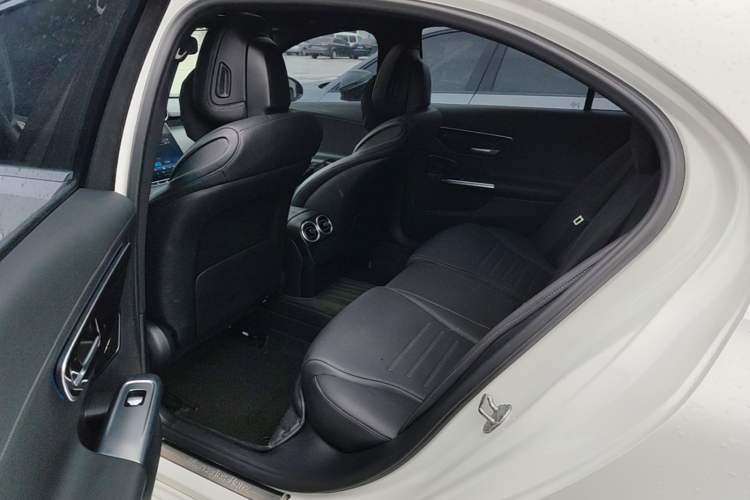 Used Mercedes-Benz C-Class 2023 Revised C 200 L Sport Edition Left Rear Seat