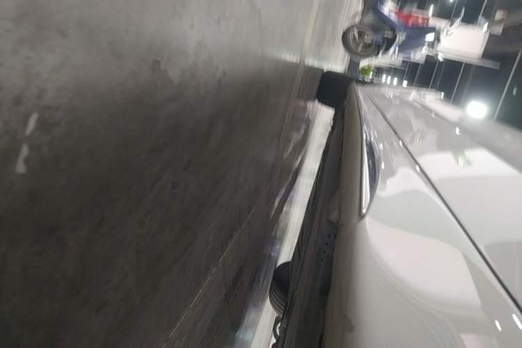 Used Mercedes-Benz C-Class 2023 C 260 L Sport Edition Left Side Sill