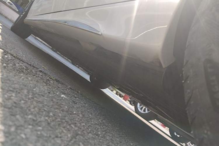 Used Mercedes-Benz C-Class 2023 Restyled C 260 L Sport Edition Left Side Sill