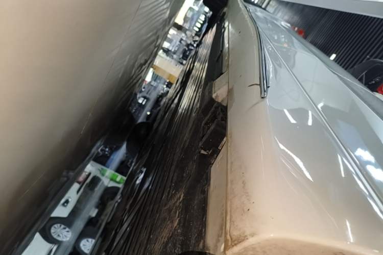 Used Mercedes-Benz C-Class 2023 C 260 L Sport Edition Left Side Sill