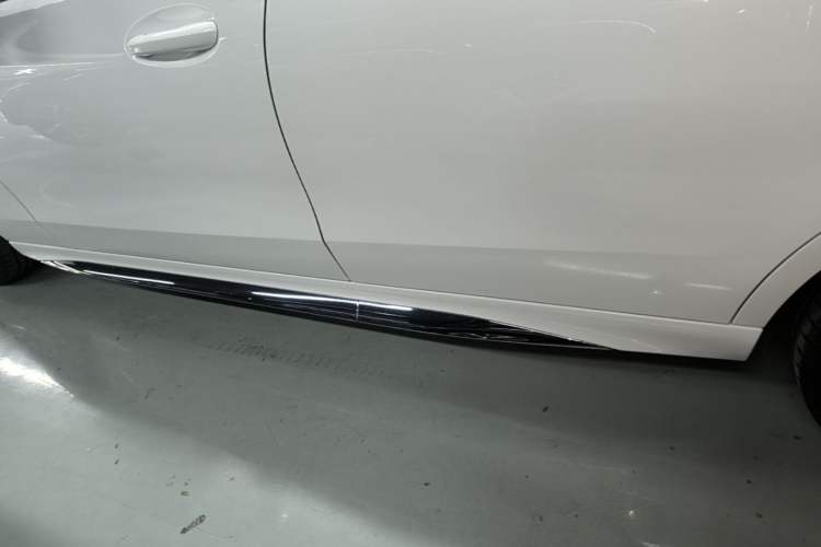 Used Mercedes-Benz C-Class 2023 C 200 L Sport Edition Left Side Sill