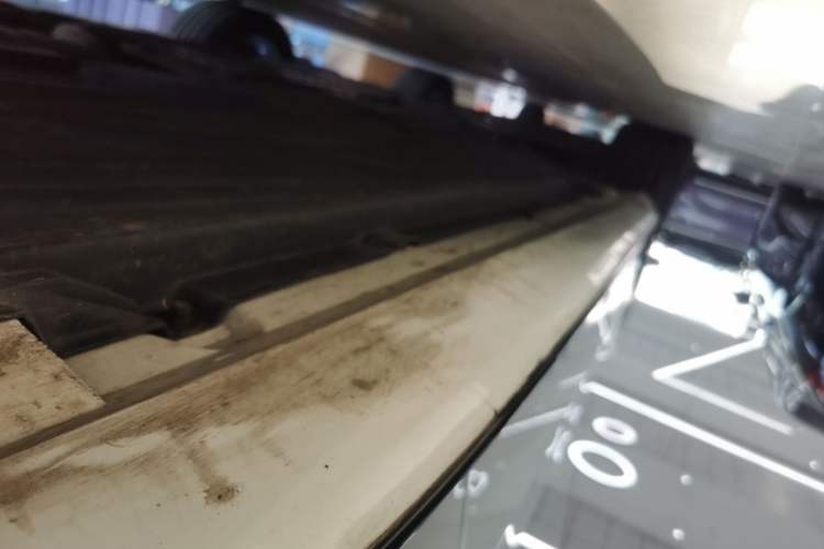 Used Mercedes-Benz C-Class 2023 Restyled C 260 L Night Edition Sports Version Left Side Sill