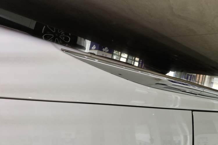 Used Mercedes-Benz C-Class 2023 Second Facelift C 260 L Sport Edition Left Side Sill