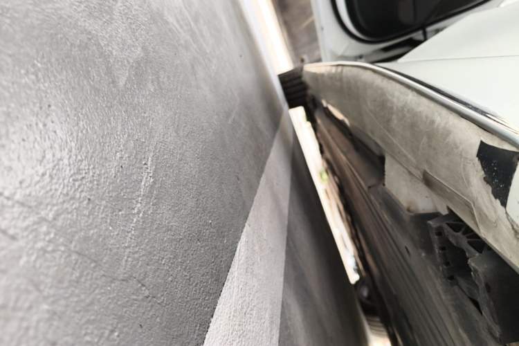 Used Mercedes-Benz C-Class 2023 C 200 L Sport Edition Left Side Sill