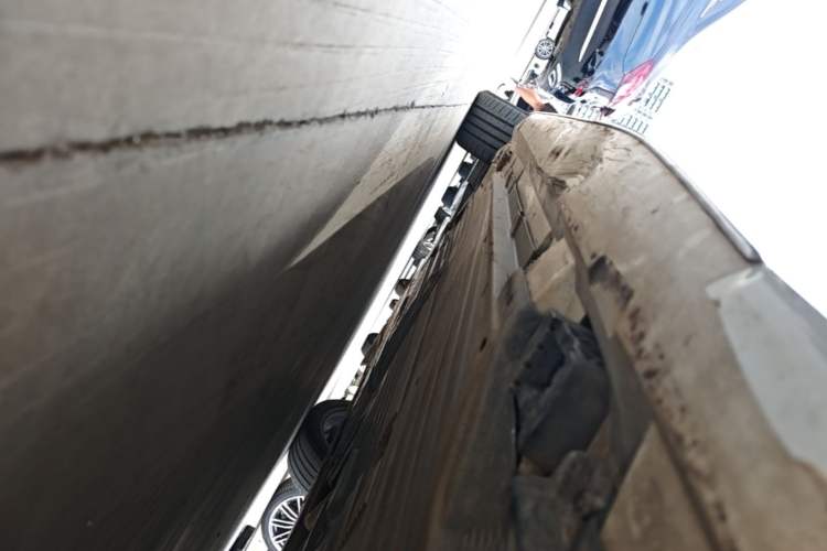 Used Mercedes-Benz C-Class 2023 C 200 L Sport Edition Left Side Sill