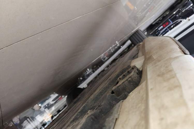 Used Mercedes-Benz C-Class 2023 Restyled C 260 L Sport Edition Left Side Sill