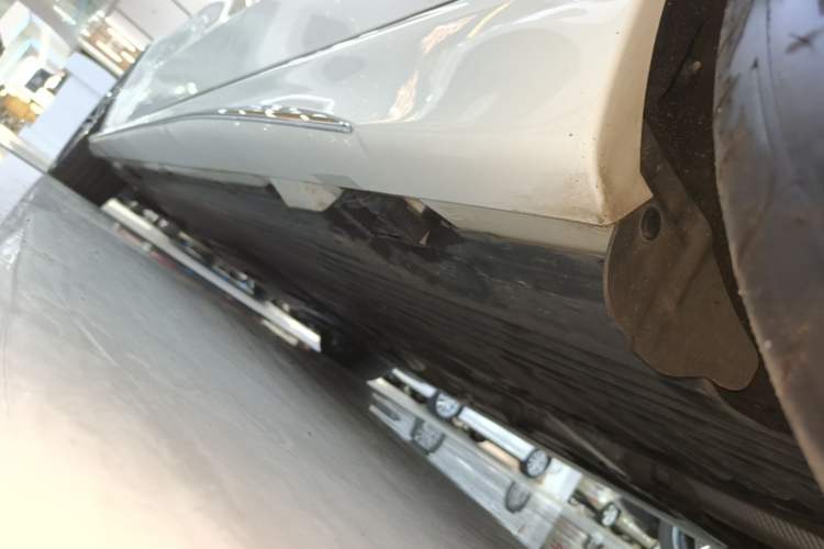 Used Mercedes-Benz C-Class 2023 C 260 L Sport Edition Left Side Sill