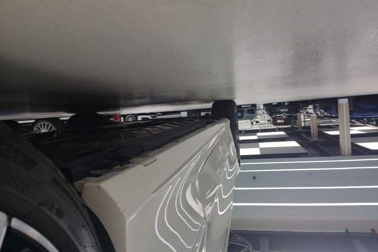 Used Mercedes-Benz C-Class 2023 C 260 Coupe Left Side Sill