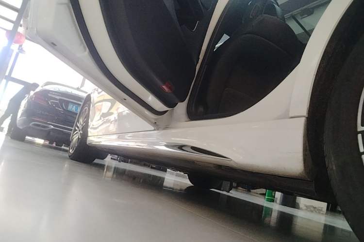 Used Mercedes-Benz C-Class 2023 C 260 L Sport Edition Left Side Sill