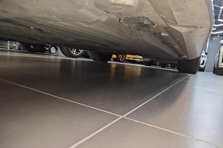 Used Mercedes-Benz C-Class 2023 C 260 L Sport Edition Left Side Sill