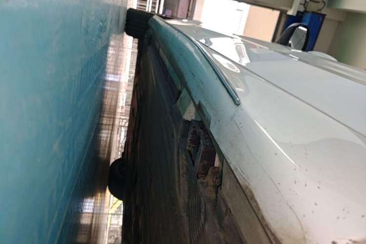 Used Mercedes-Benz C-Class 2023 Restyled C 260 L Sport Edition Left Side Sill