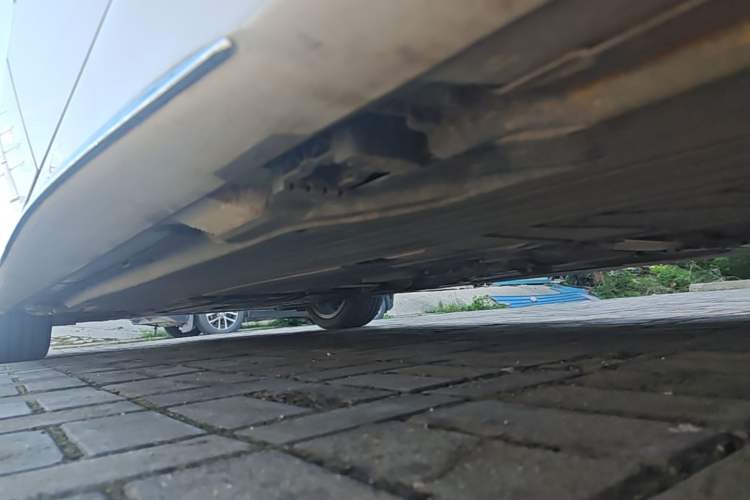 Used Mercedes-Benz C-Class 2023 Revised C 200 L Sport Edition Left Side Sill