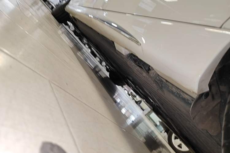 Used Mercedes-Benz C-Class 2023 Second Facelift C 260 L Sport Edition Left Side Sill