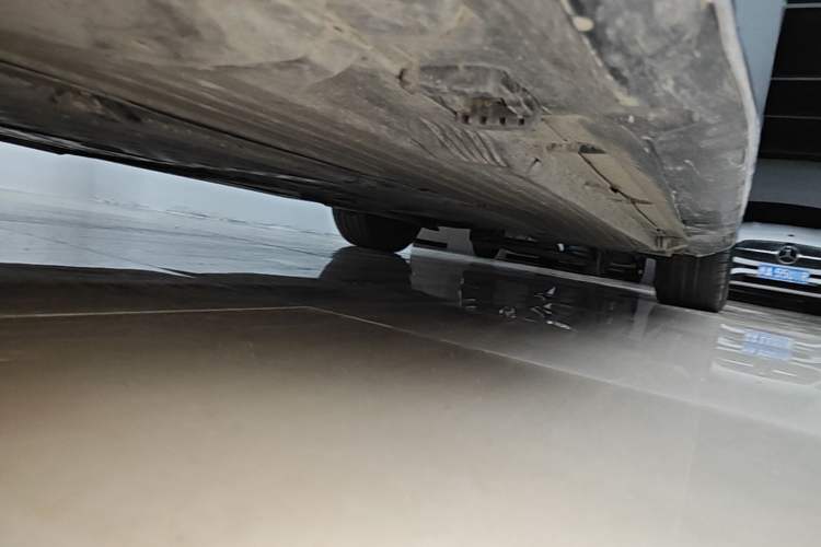 Used Mercedes-Benz C-Class 2023 C 260 L Sport Edition Left Side Sill