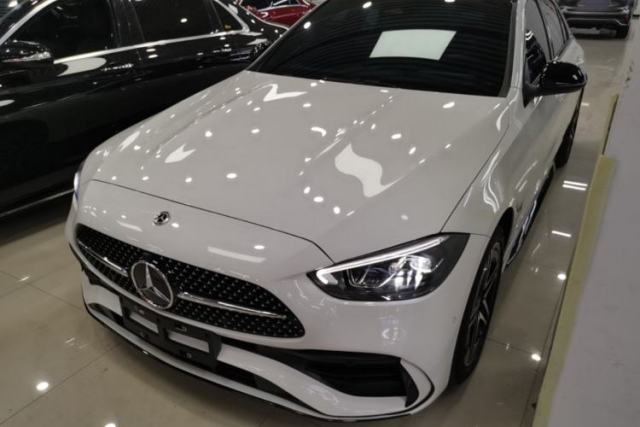 Used Mercedes-Benz C-Class 2023 Second Facelift C 260 L Starry Night Sports Edition