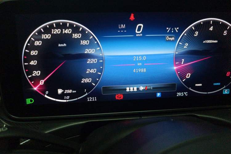 Used Mercedes-Benz C-Class 2023 Restyled C 260 L Sport Edition Odometer Close Up