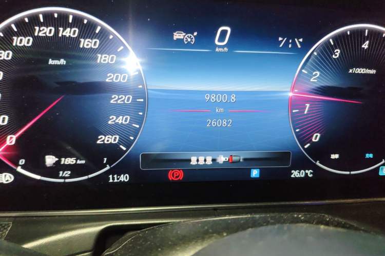 Used Mercedes-Benz C-Class 2023 Restyled C 260 L Sport Edition Odometer Close Up