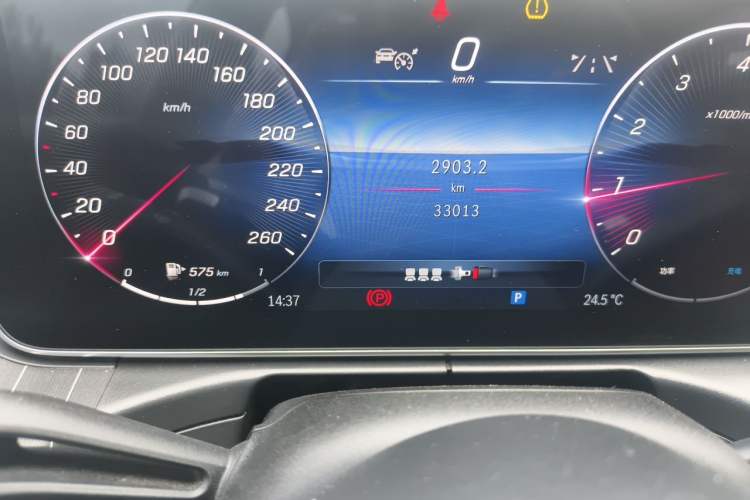 Used Mercedes-Benz C-Class 2023 C 260 L Sport Edition Odometer Close Up