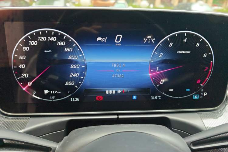 Used Mercedes-Benz C-Class 2023 Second Facelift C 260 L Sport Edition Odometer Close Up