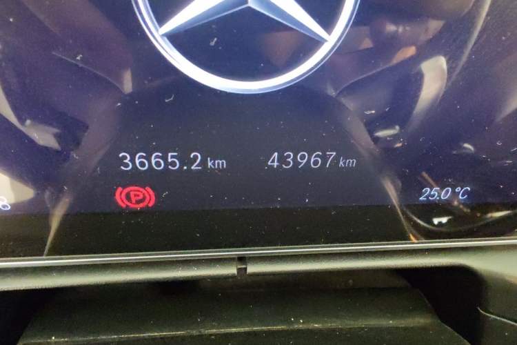 Used Mercedes-Benz C-Class 2023 C 260 L Sport Edition Odometer Close Up