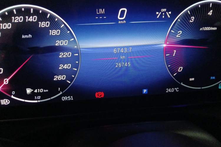 Used Mercedes-Benz C-Class 2023 C 260 L Sport Edition Odometer Close Up