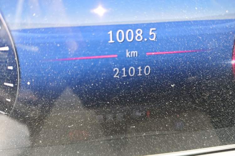 Used Mercedes-Benz C-Class 2023 C 200 L Sport Edition Odometer Close Up