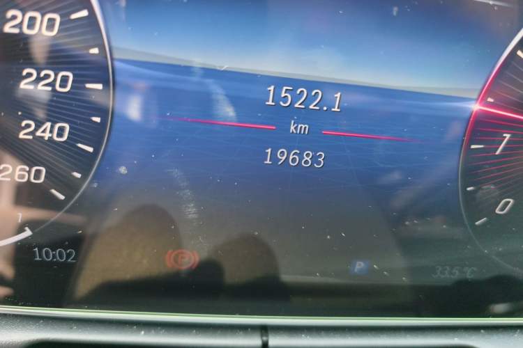 Used Mercedes-Benz C-Class 2023 C 260 L Sport Edition Odometer Close Up