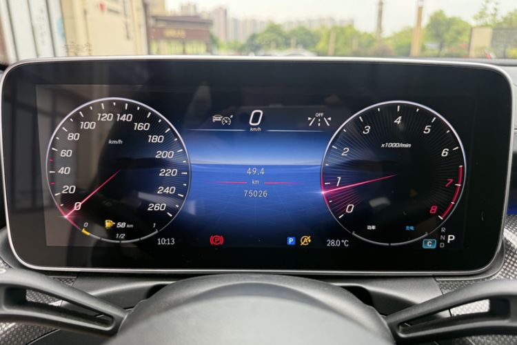 Used Mercedes-Benz C-Class 2023 Second Facelift C 260 L Sport Edition Odometer Close Up