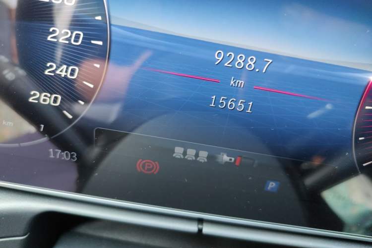 Used Mercedes-Benz C-Class 2023 Second Facelift C 260 L Sport Edition Odometer Close Up