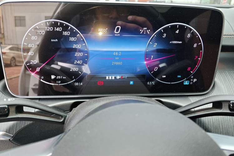 Used Mercedes-Benz C-Class 2023 C 260 L Sport Edition Odometer Close Up
